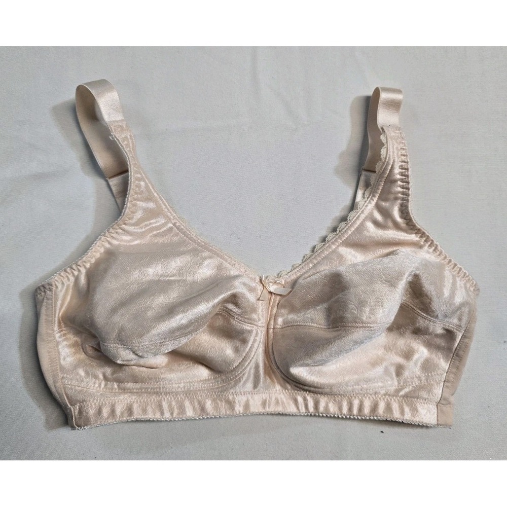 Classique Bra Beige Wireless  34 C Vintage Y2K